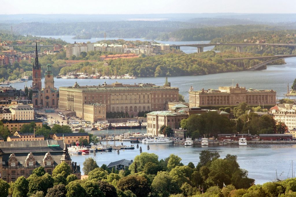 stockholm-royal-palace-377913_1920